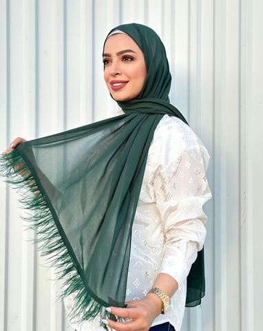 Feathers hijab ( Green )